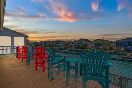 6 Bedroom Beach House - Marsh Views Anchors Away Myrtle Beach Exterior photo